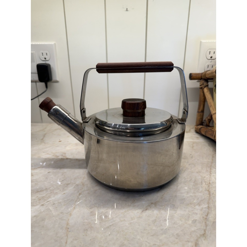 Vintage Tea Kettle Faberware Stainless Steel Whistler Top 7"x3.5 " 2.5 qt. MCM
